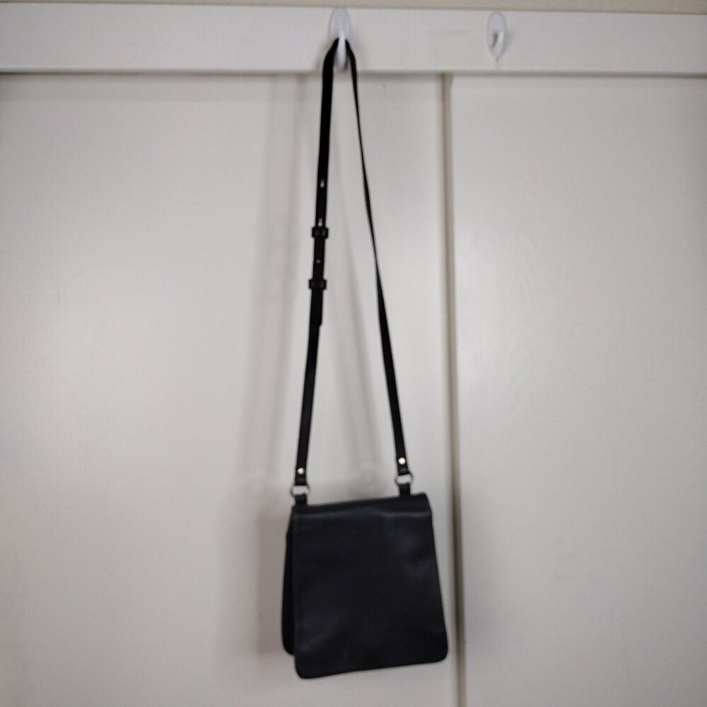 Vintage Coach Bag 9473 Chelsea Saddle Slim Flap Crossbody Black Very Soft - Picture 4 of 9